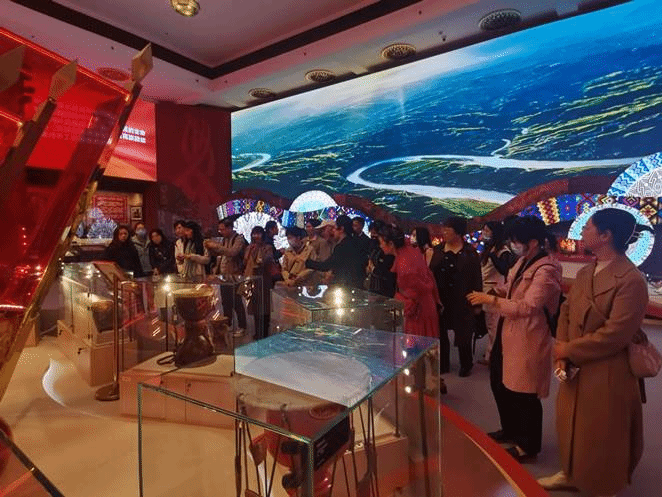 44ee5335ee545eff49f33a0526502e8